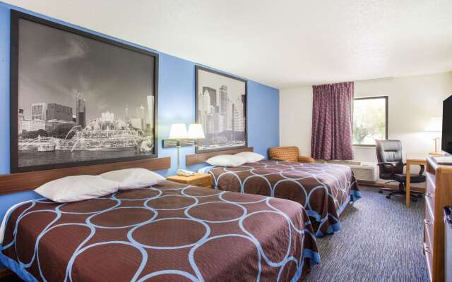 Super 8 by Wyndham Monmouth IL