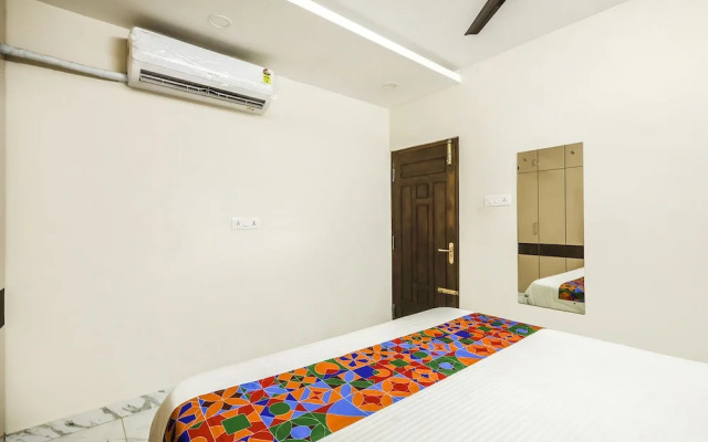 Fabexpress 7 Hills Home Stay