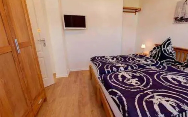 Ferienwohnungen am Yachthafen Kari