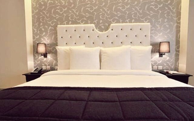 Warwick Il Palazzo Amman Hotel