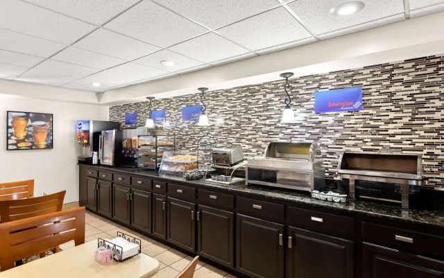 Best Western Huntington Mall Inn