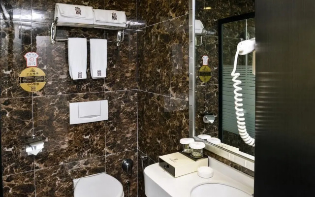The New Dongyuan International Hotel