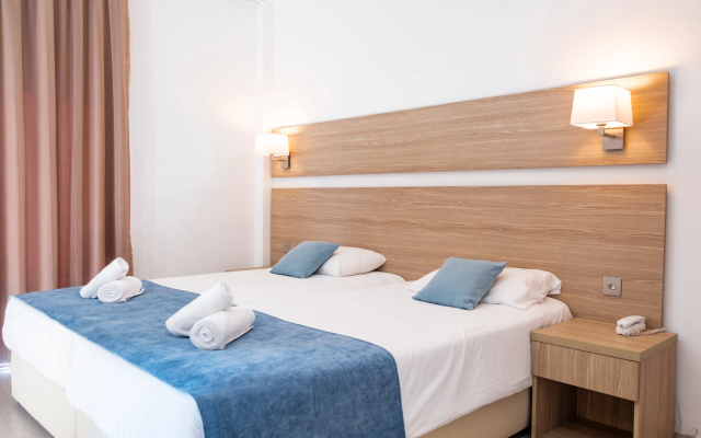 Kapetanios Bay Hotel Protaras