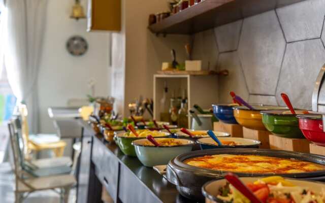 Paamonim Studios - Adults only