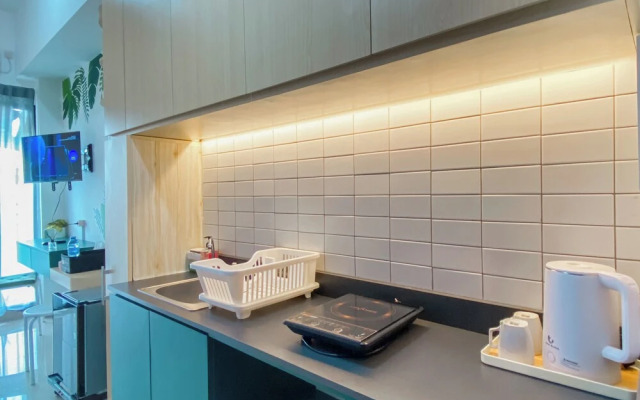 Cozy And Good Studio Sayana Bekasi Apartment