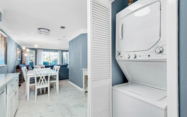 Poolside Villas #104