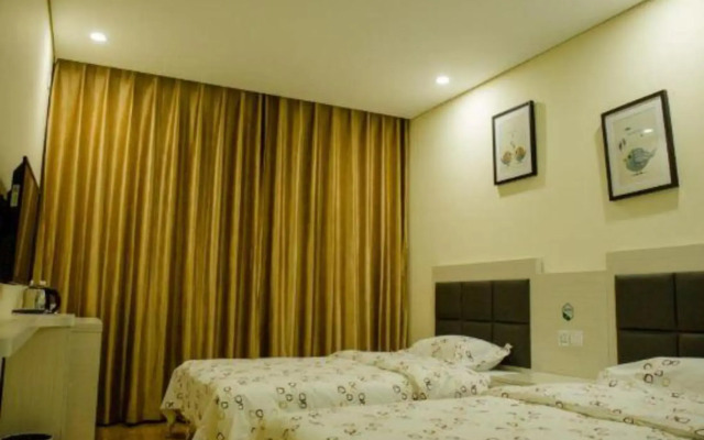 Home Inn Huayi (Tangshan Station West Square)