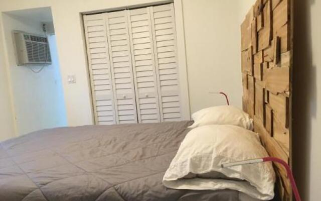 Miami 2168 Studio
