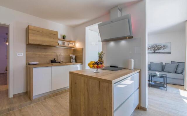 Palace Paulina Luxury Residence