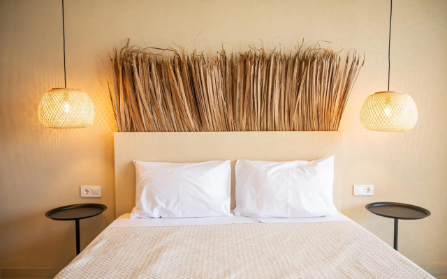 Atma Beach Rooms & Suites