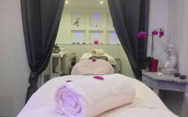 Hotel Restaurant & SPA Plaisir