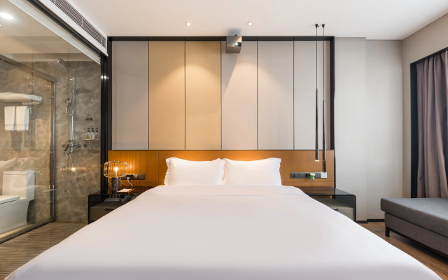 Paco Hotel (Guangzhou Tower Datang Metro Station Branch)