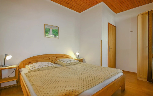 Beautiful Apartment in Porec With Wifi and 2 Bedrooms - Apartment in Porec - Photo 5