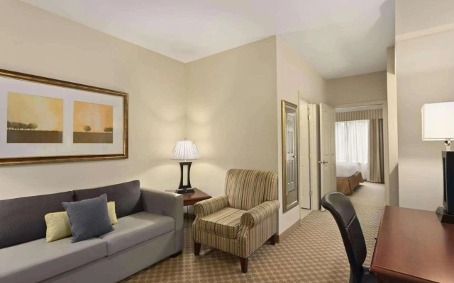 Country Inn & Suites by Radisson, Saraland, AL