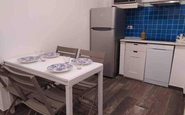 Varigotti casa a 50 metri dalla spiaggia!!!!