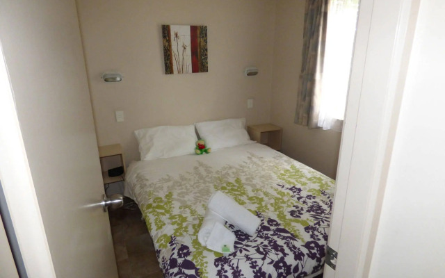 Tenterfield Lodge and Caravan Park