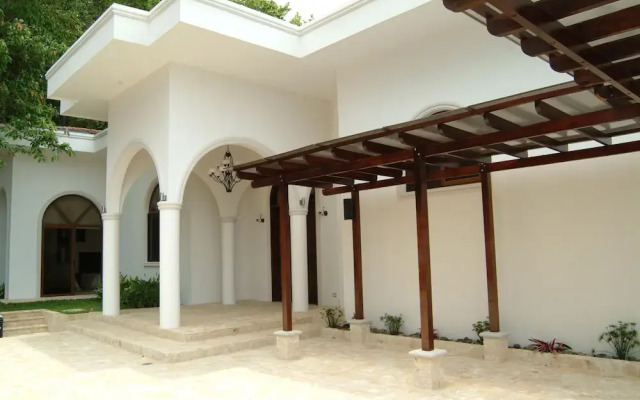 Casa Blanca