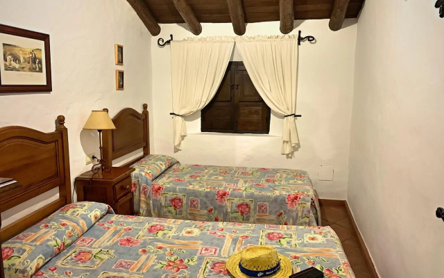 Casa rural familiar en el pueblo de Zahara de la Sierra