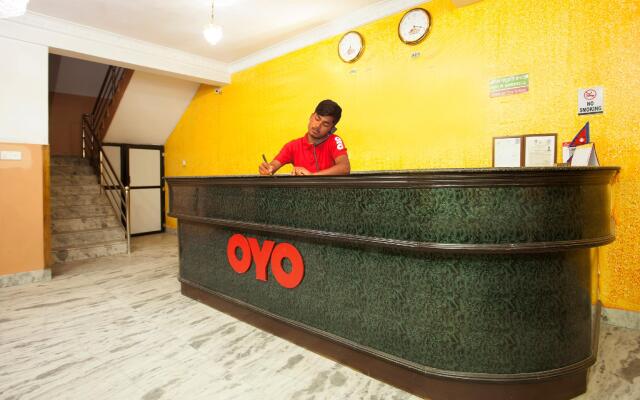 OYO 381 Hotel Pashupati Plaza