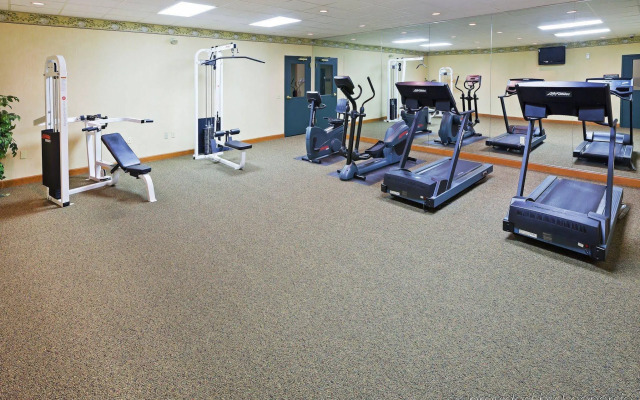 Holiday Inn Express & Suites Wyomissing by IHG