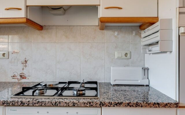 Splendid Mansion in Palau-Saverdera near Sea