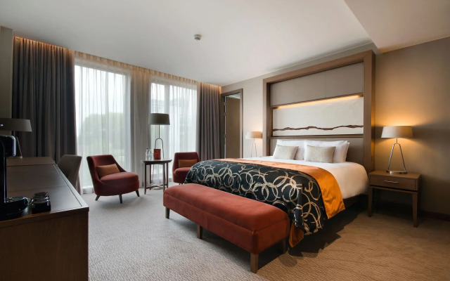 Clayton Hotel Chiswick