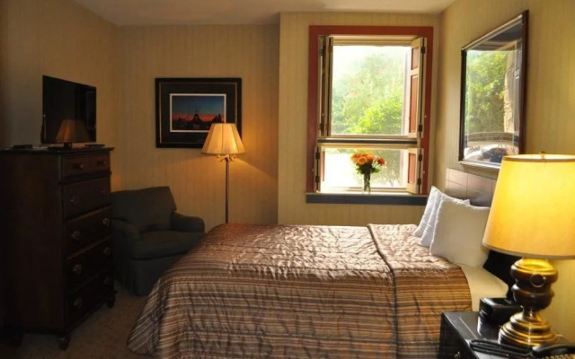 THE JACK WARNER at NorthRiver