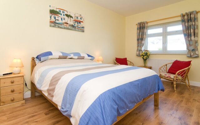 The Three Tees - Guest house