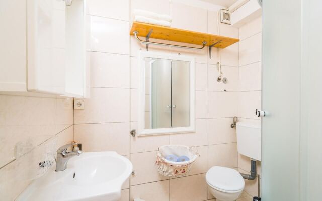 Stunning Apartment in Cavtat With 1 Bedrooms and Wifi