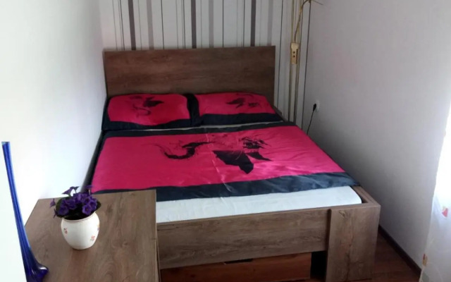 Karos Centrál Apartmanház