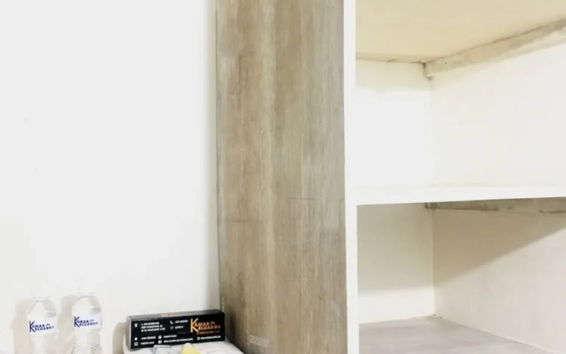 Kamar Keluarga Semanan Syariah