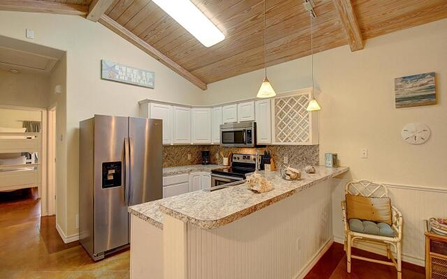 Good Vibes Only 103PB