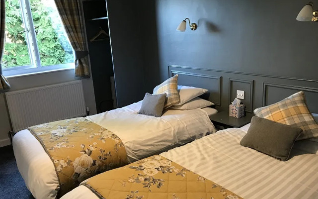 The Kinmount Hotel