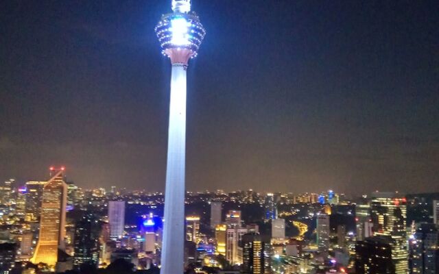 Vortex Suites KLCC by Sayang