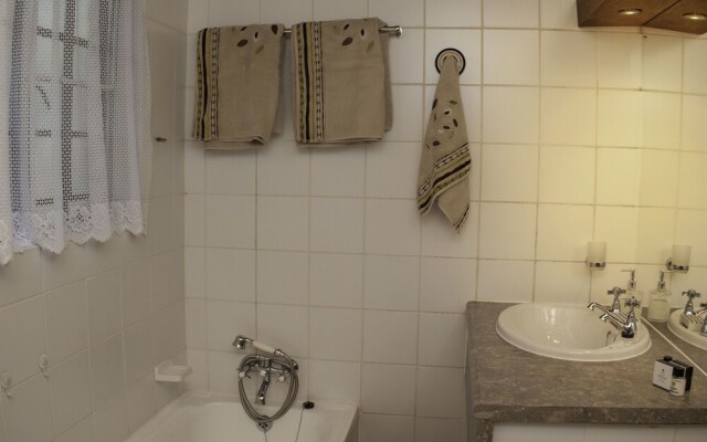 Moodyriver B&B - Adults Only