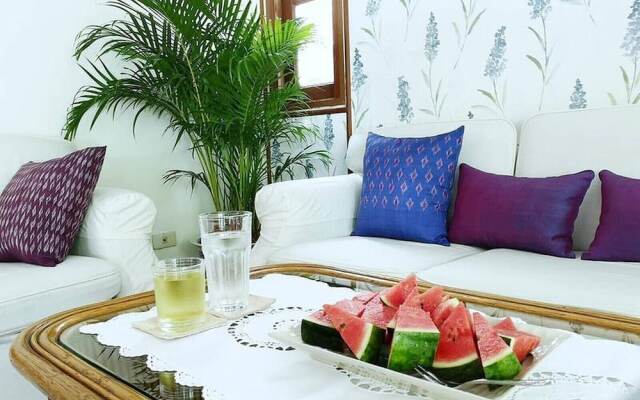 Royal Riverside Villa Chao Phraya View Suite