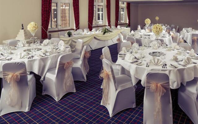 Mercure Leeds Parkway Hotel