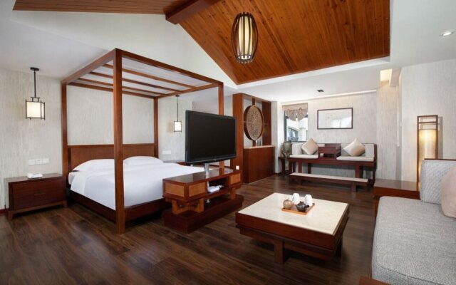 Ramada Encore by Wyndham Qionghai Downtown