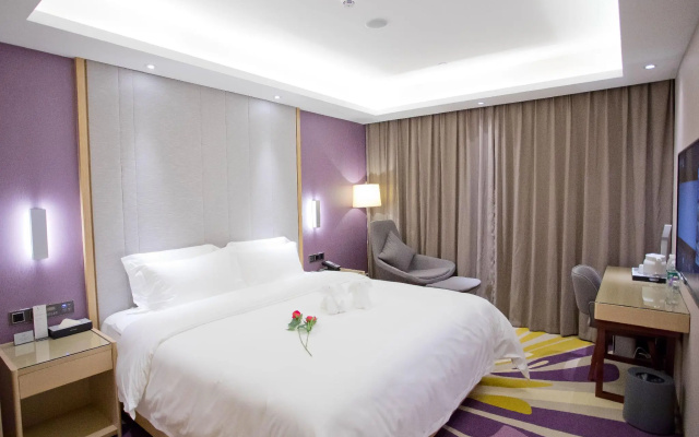 Lavande Hotels·Shenzhen Xili Metro Station
