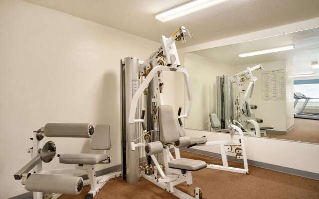 Travelodge by Wyndham Winslow