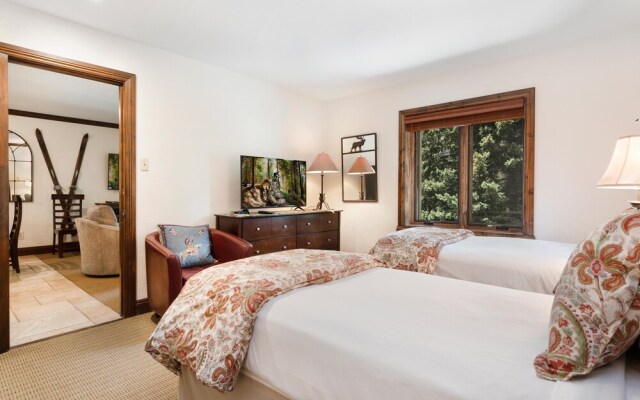 Westwind 207 2BD 2BA Plat Condo