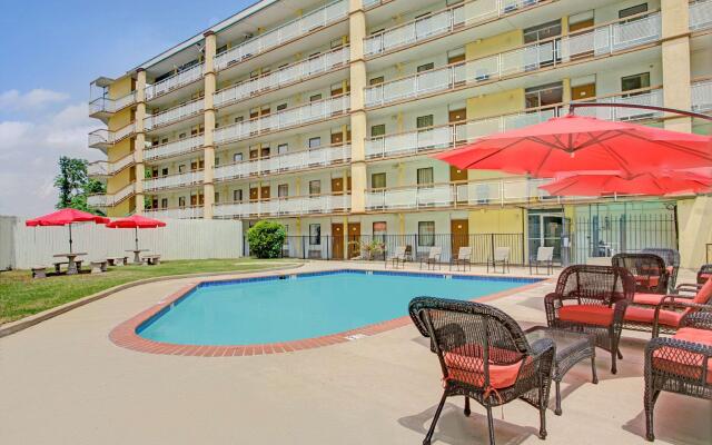 Downtown Inn & Studio Suites