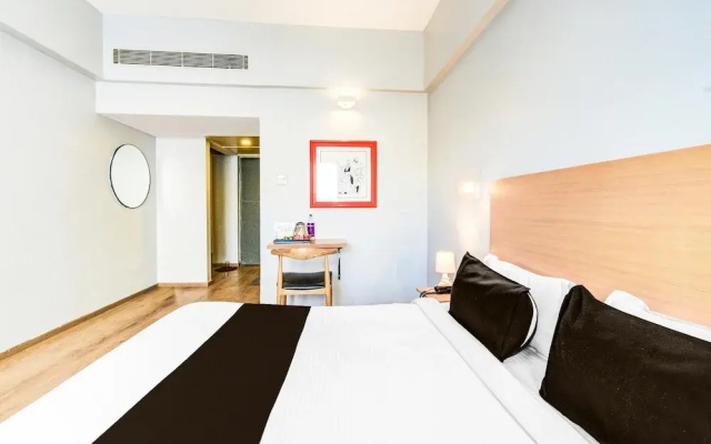 Deluxe Super Townhouse Lakdikapul