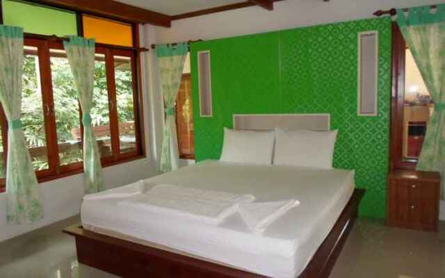 Baan Kiang Klong Resort