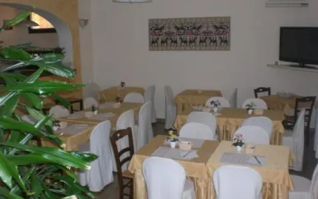 Emerald Coast Hotel