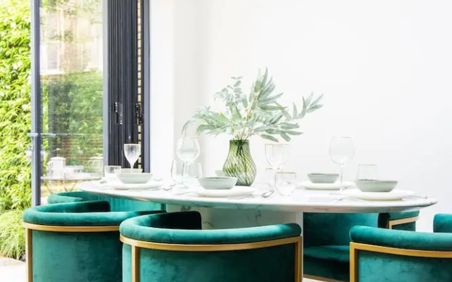 Westbourne Park Road Xviii by Onefinestay