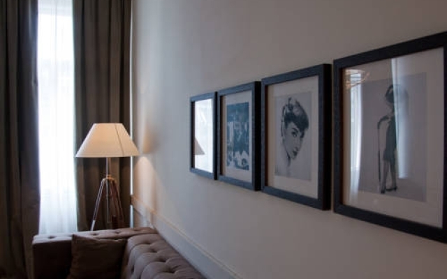 Apartment 6 Rooms - 1060