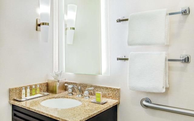 DoubleTree by Hilton Columbia