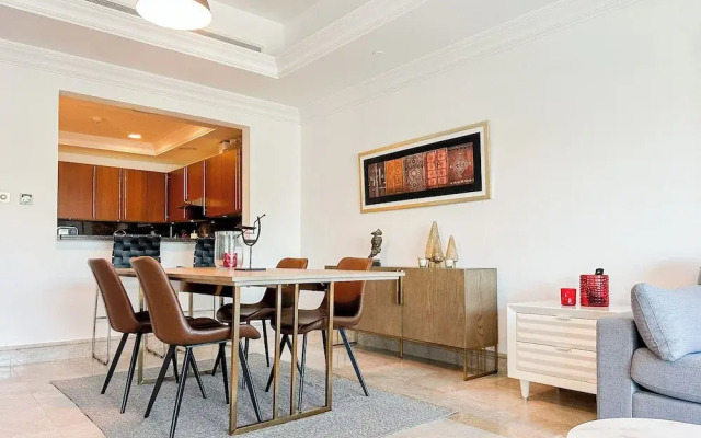 1BR North Residence with Beach Access