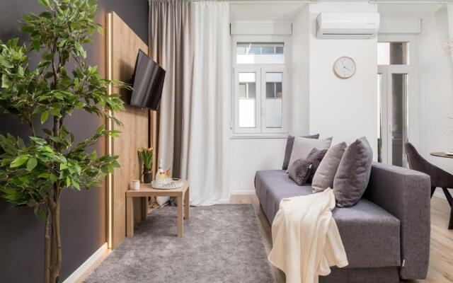 Saint Vitus Apartments with balcony